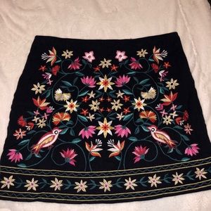 Impeccable pig embroidered skirt